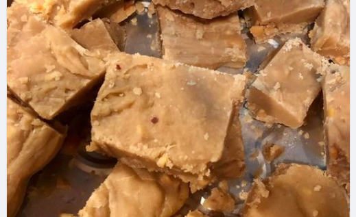 Easiest peanut butter fudge!