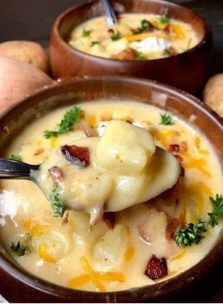 CREAMY POTATO SOUP