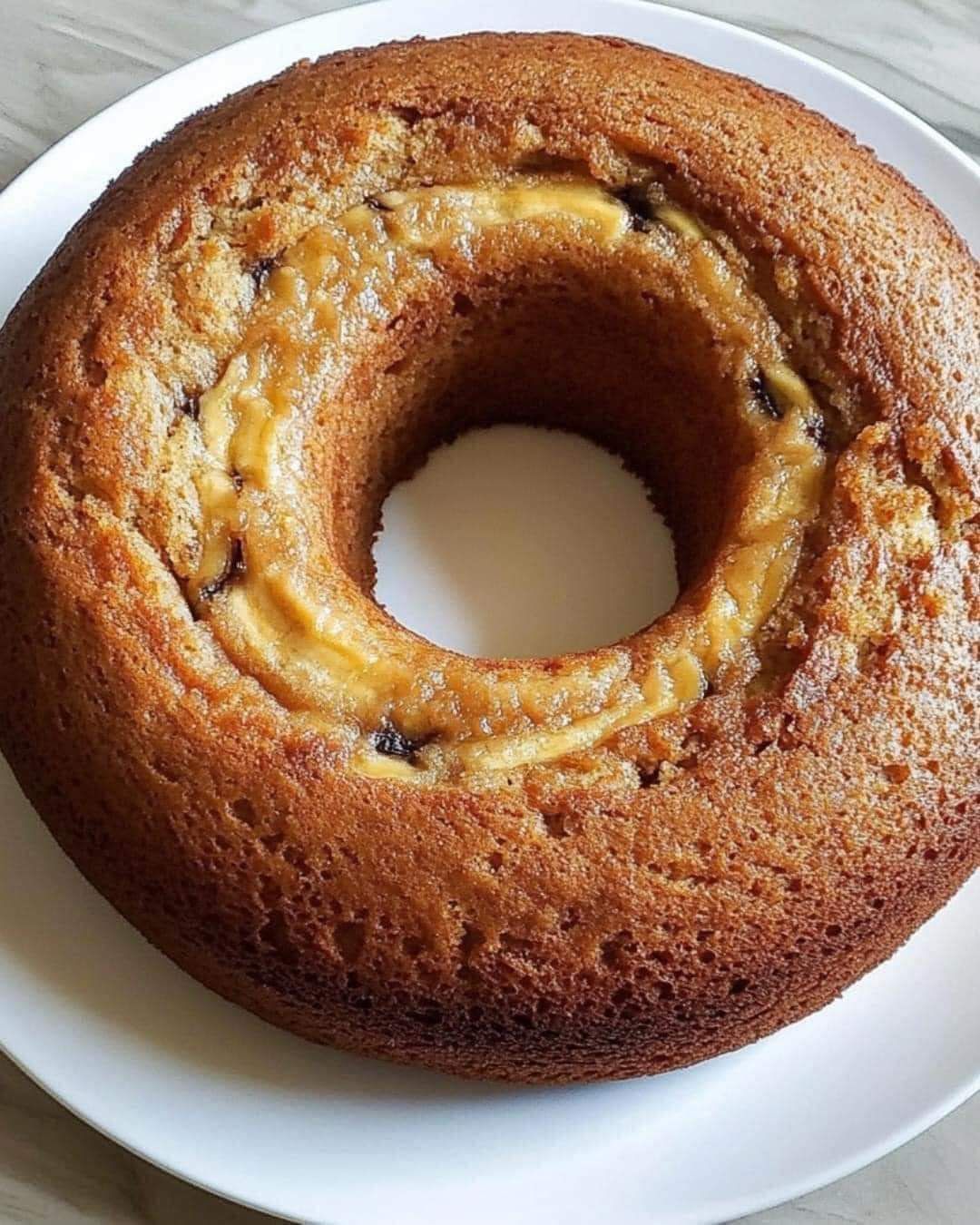 Fresh Apple Bundt Cake