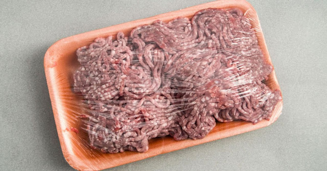 Is it safe to eat ground beef that looks gray?